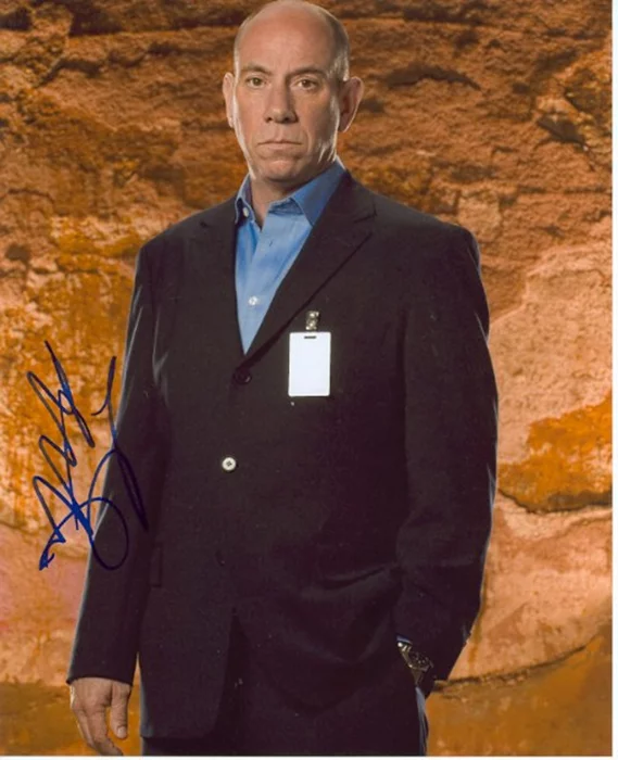 Miguel Ferrer autograph