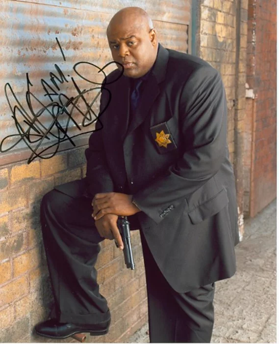 Chi McBride autograph