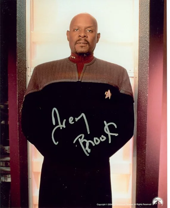 Avery Brooks autograph