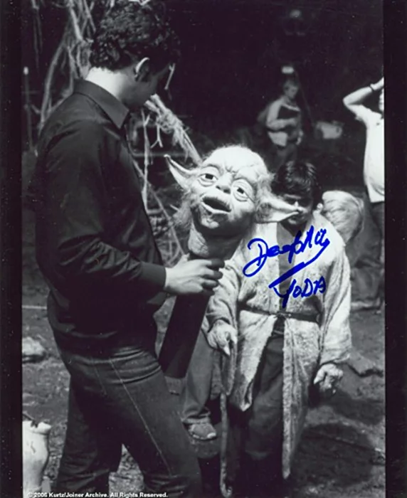 Deep Roy autograph