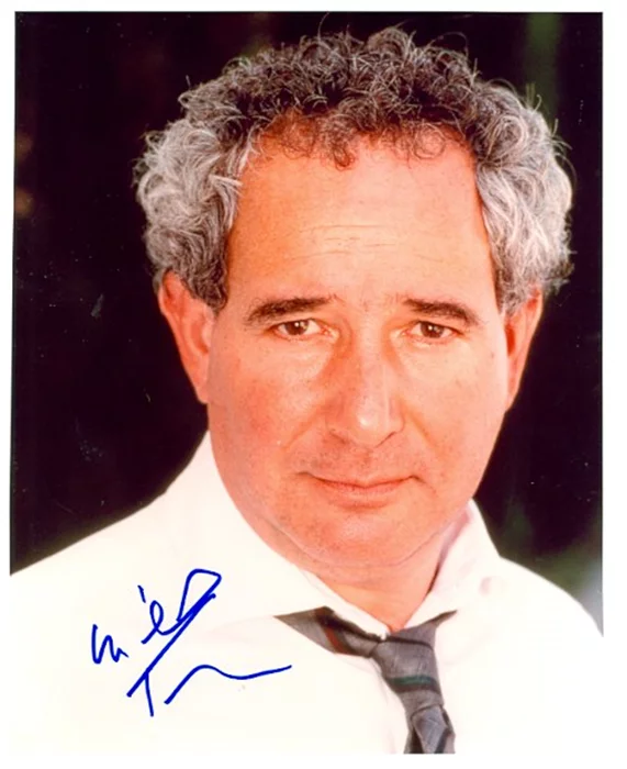 Michael Tucker autograph