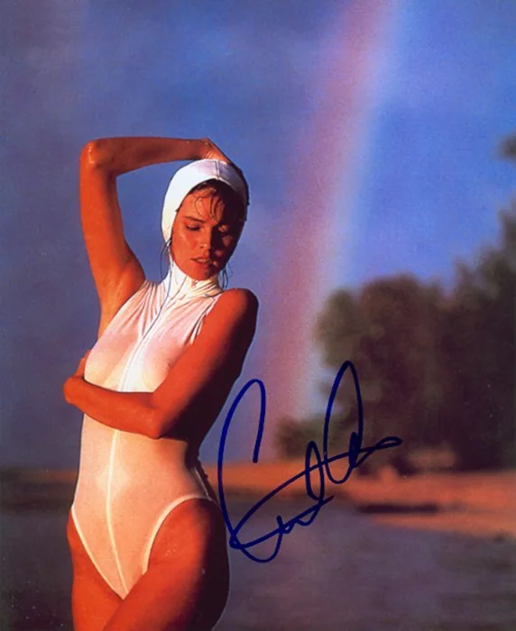 Carol Alt autograph