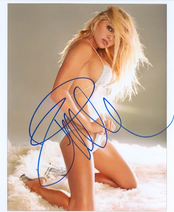 Pamela Anderson autograph