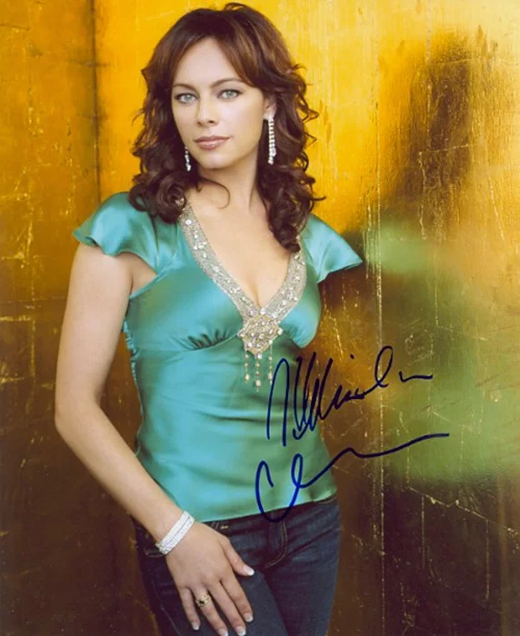 Melinda Clarke autograph