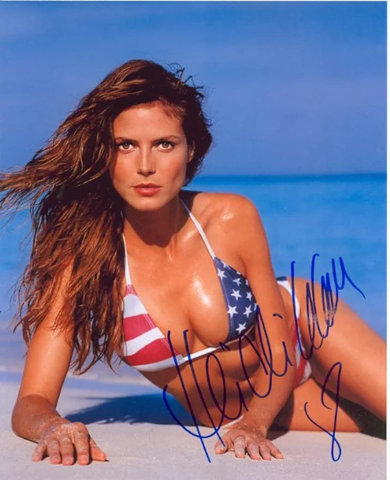 Heidi Klum autograph