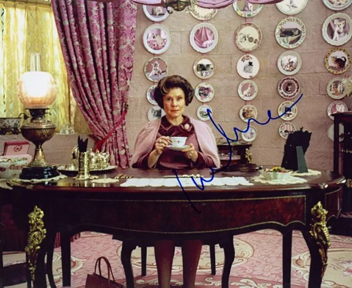 Imelda Staunton autograph