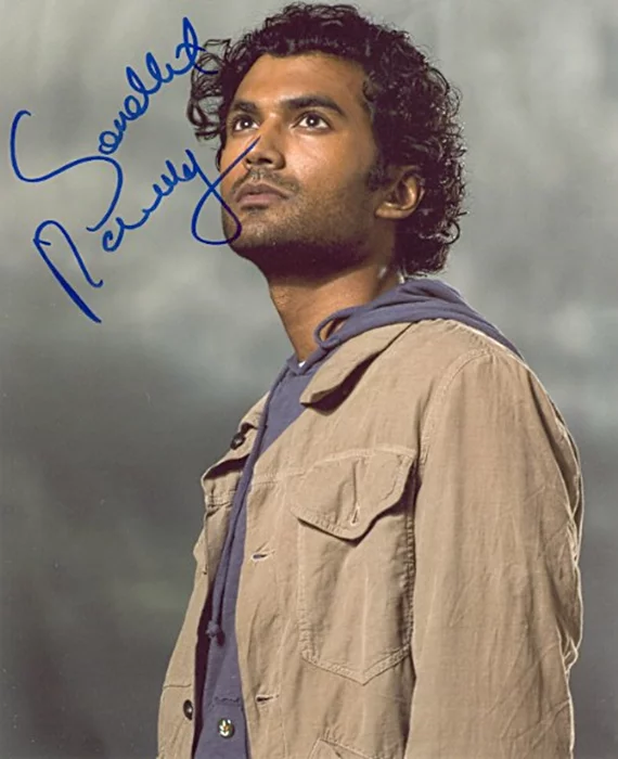 Sendhil Ramamurthy autograph