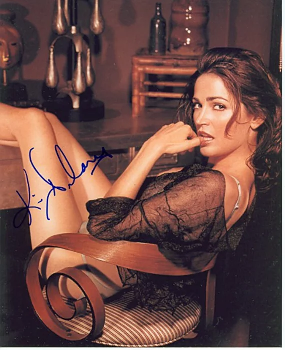 Kim Delaney autograph