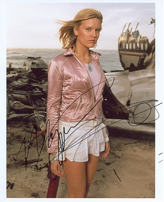 Maggie Grace autograph