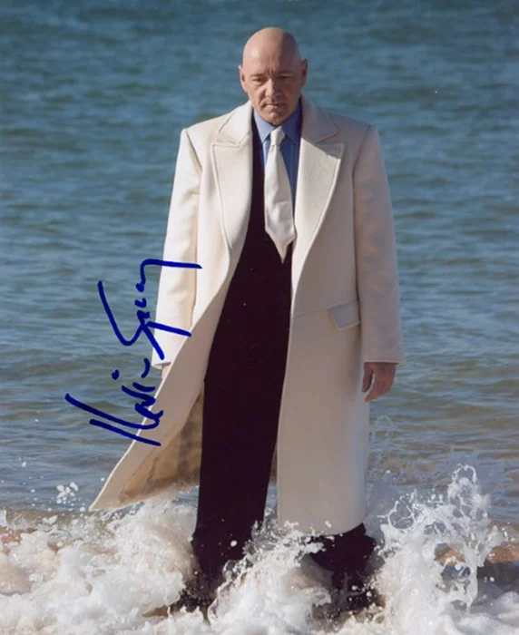 Kevin Spacey autograph