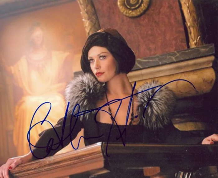 Catherine Zeta Jones autograph