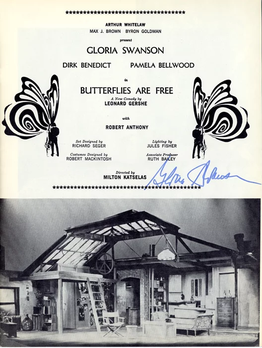 Gloria Swanson autograph