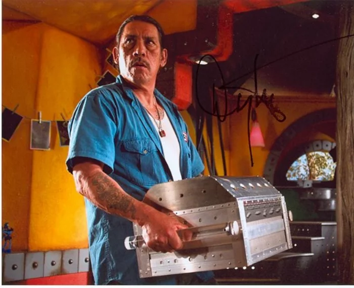 Danny Trejo autograph