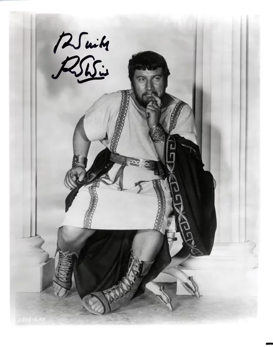 Peter Ustinov autograph