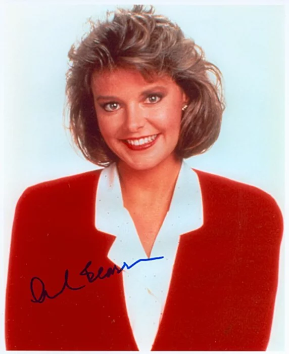 Amanda Bearse autograph
