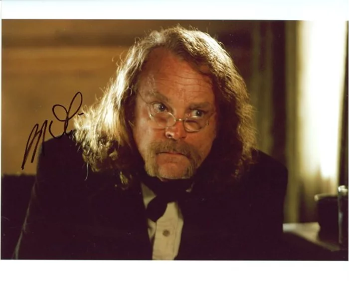 Brad Dourif autograph