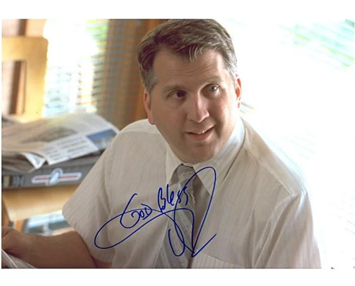 Daniel Roebuck autograph