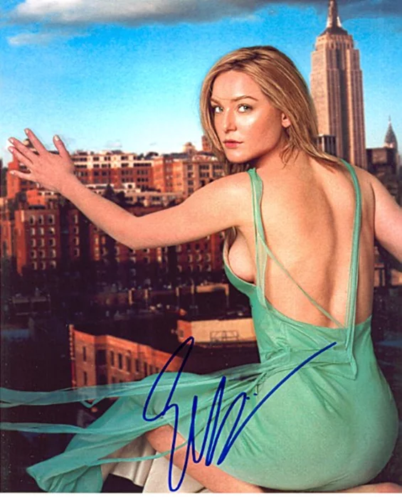 Elisabeth Rohm autograph