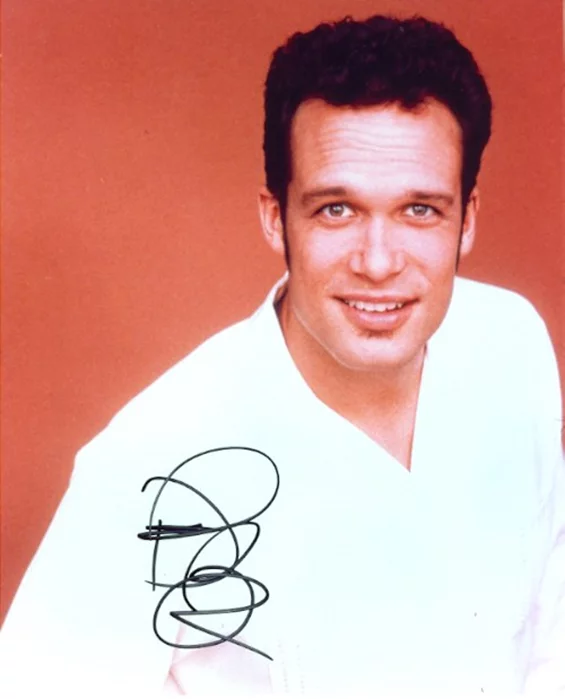 Diedrich Bader autograph