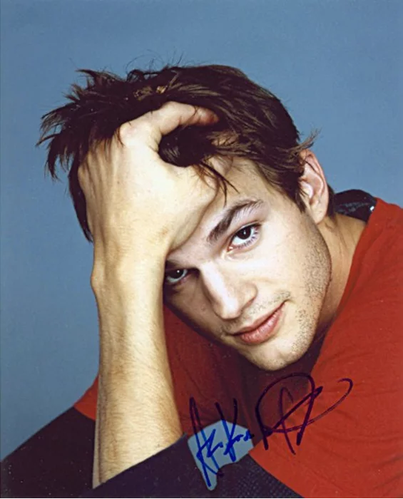 Ashton Kutcher autograph