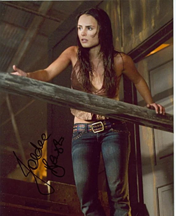 Jordana Brewster autograph
