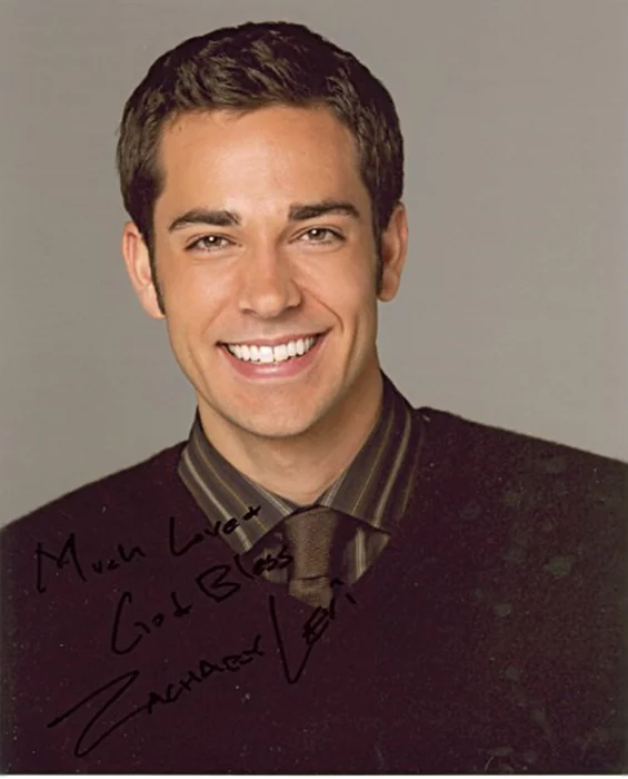 Zachary Levi autograph