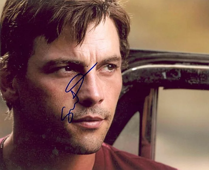 Skeet Ulrich autograph