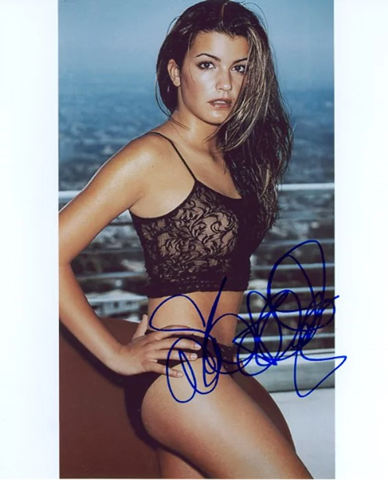 Natalia Cigliuti autograph