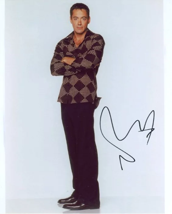 Robert Downey Jr. autograph