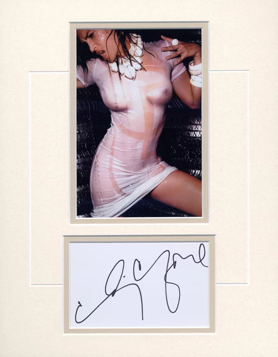 Cindy Crawford autograph