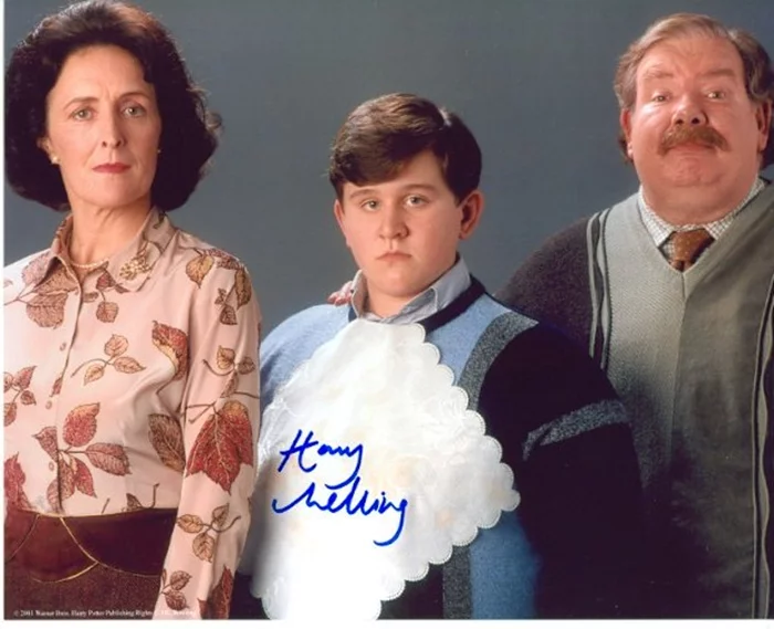 Harry Melling autograph