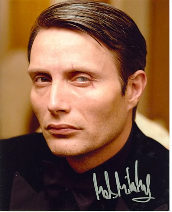 Mads Mikkelsen autograph