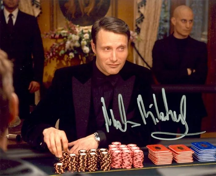 Mads Mikkelsen autograph