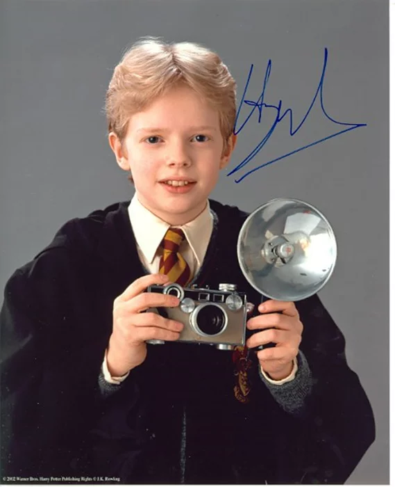 Hugh Mitchell autograph