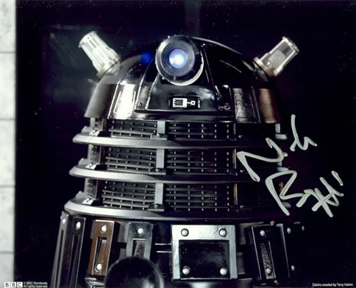Nicholas Briggs autograph
