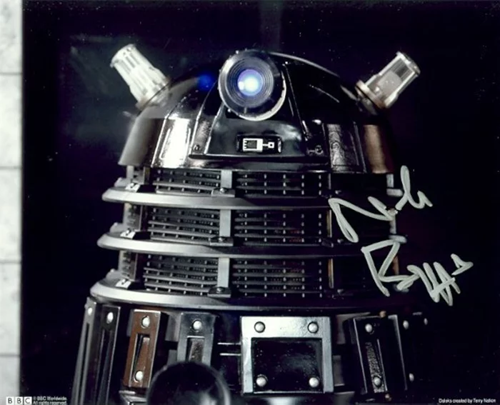 Nicholas Briggs autograph