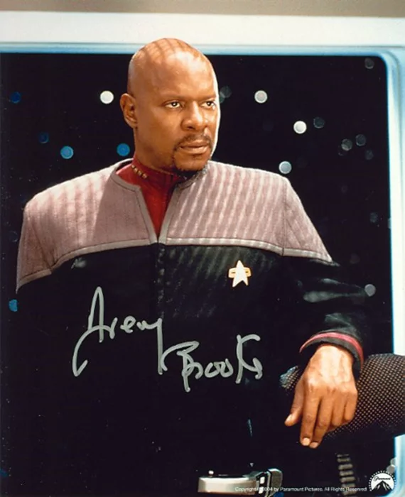 Avery Brooks autograph