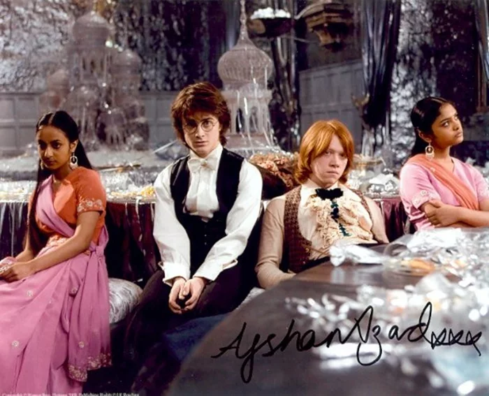 Afshan Azad autograph