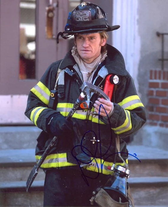 Denis Leary autograph