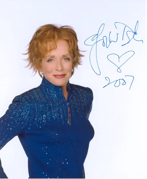 Holland Taylor autograph