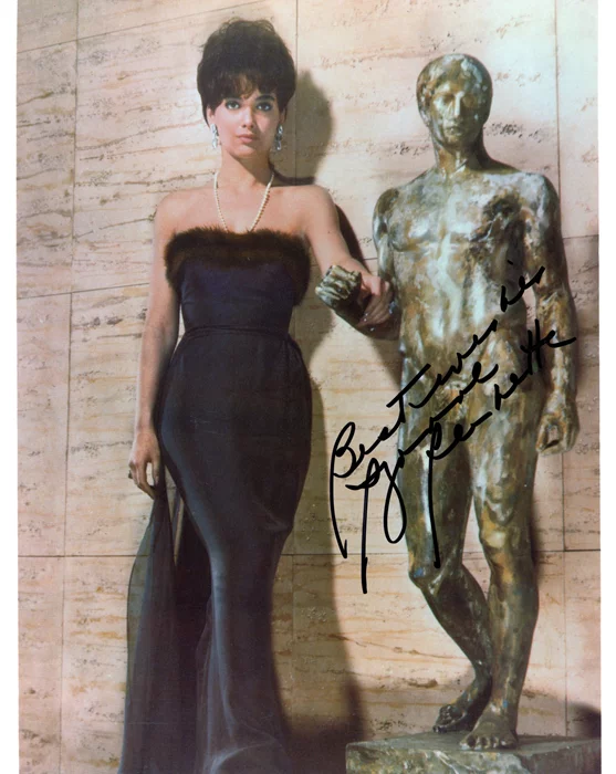 Suzanne Pleshette autograph