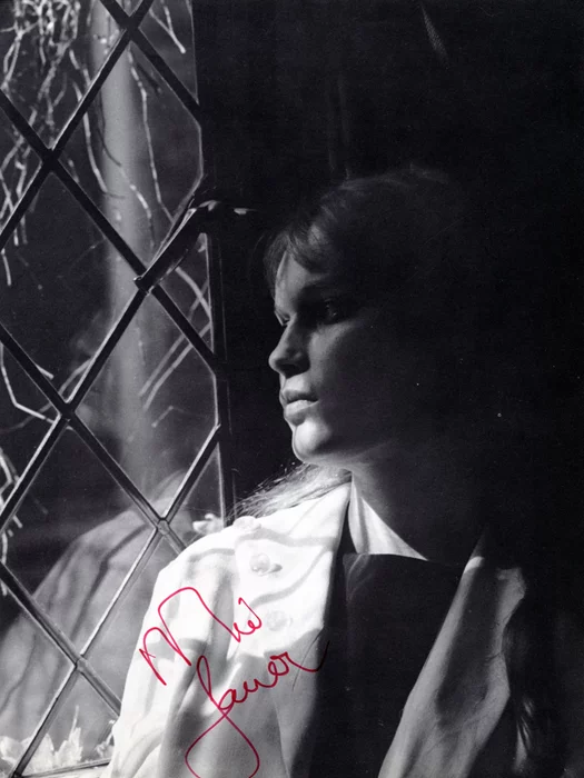 Mia Farrow autograph