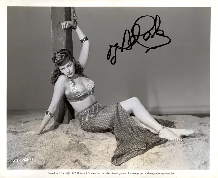 Yvonne DeCarlo autograph