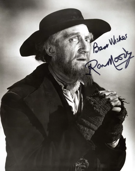 Ron Moody autograph