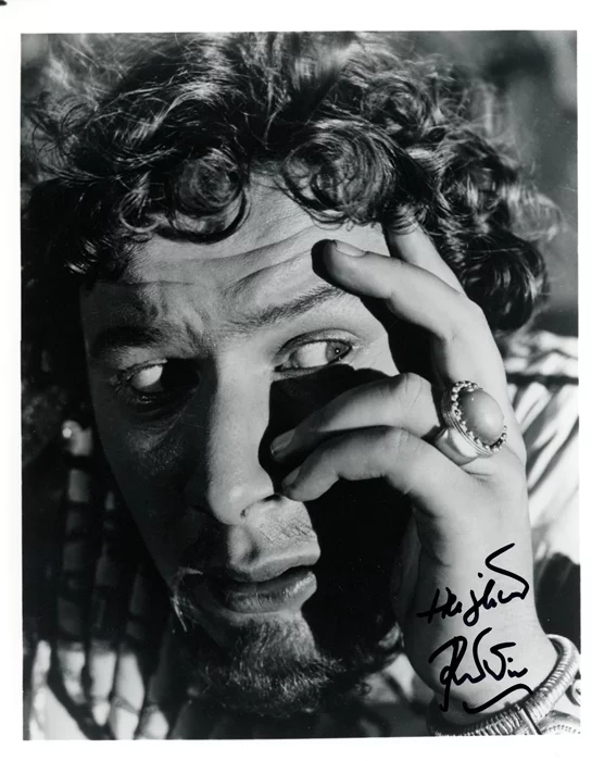 Peter Ustinov autograph