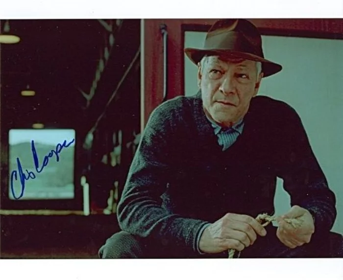Chris Cooper autograph