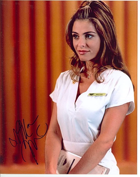 Maria Menounos autograph