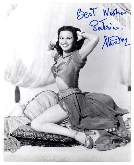 Patricia Medina autograph
