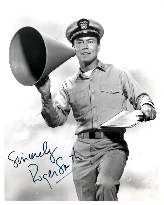 Roger Smith autograph