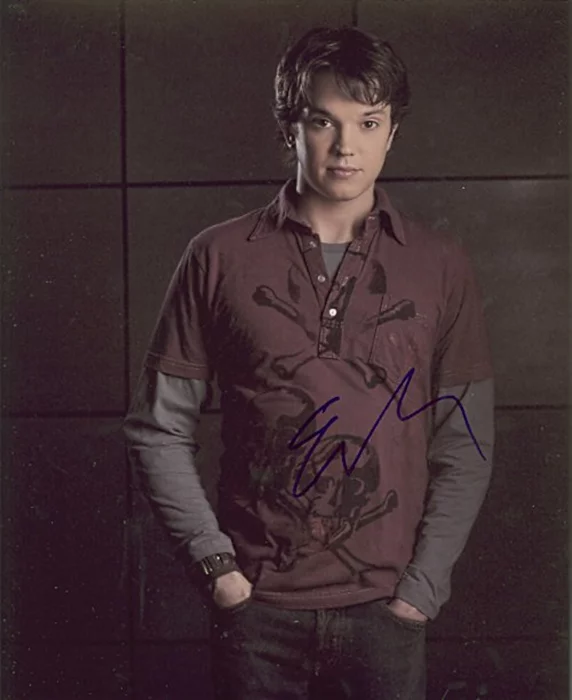 Eric Millegan autograph